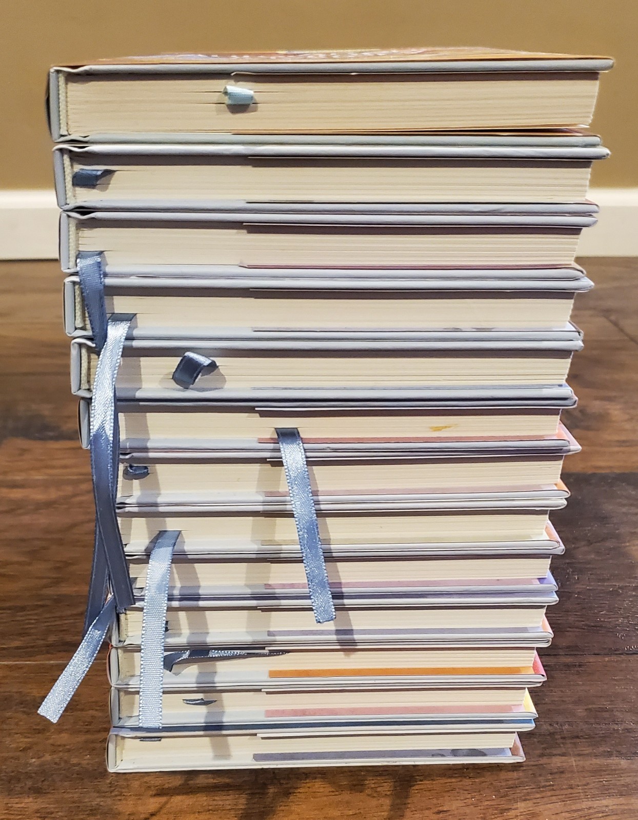 Secrets of the Castleton Manor Library Annie&rsquo;s Hardcover Book – Lot of 13