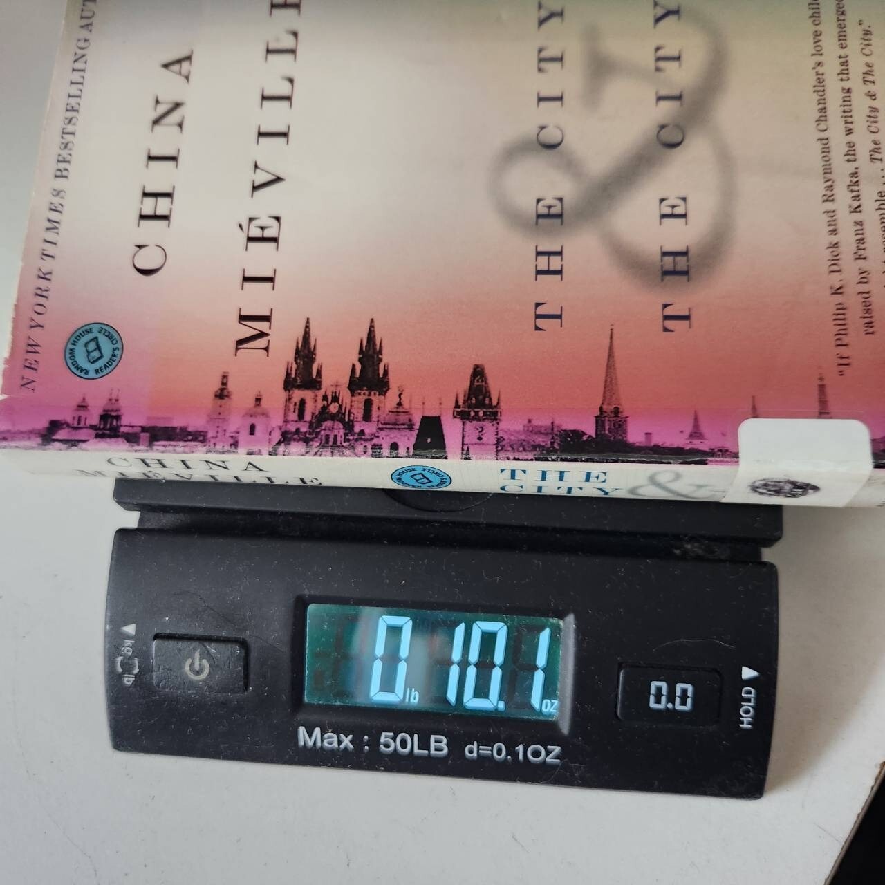 China Miéville « The City & The City » Paperback Book