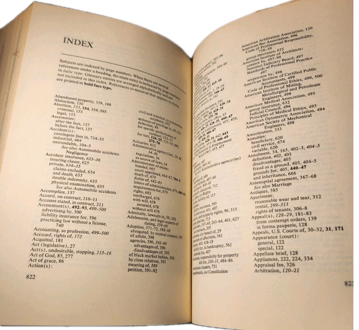 You and the Law, book. Reader&rsquo;s Digest 1977 Hardcover. 864 Pages