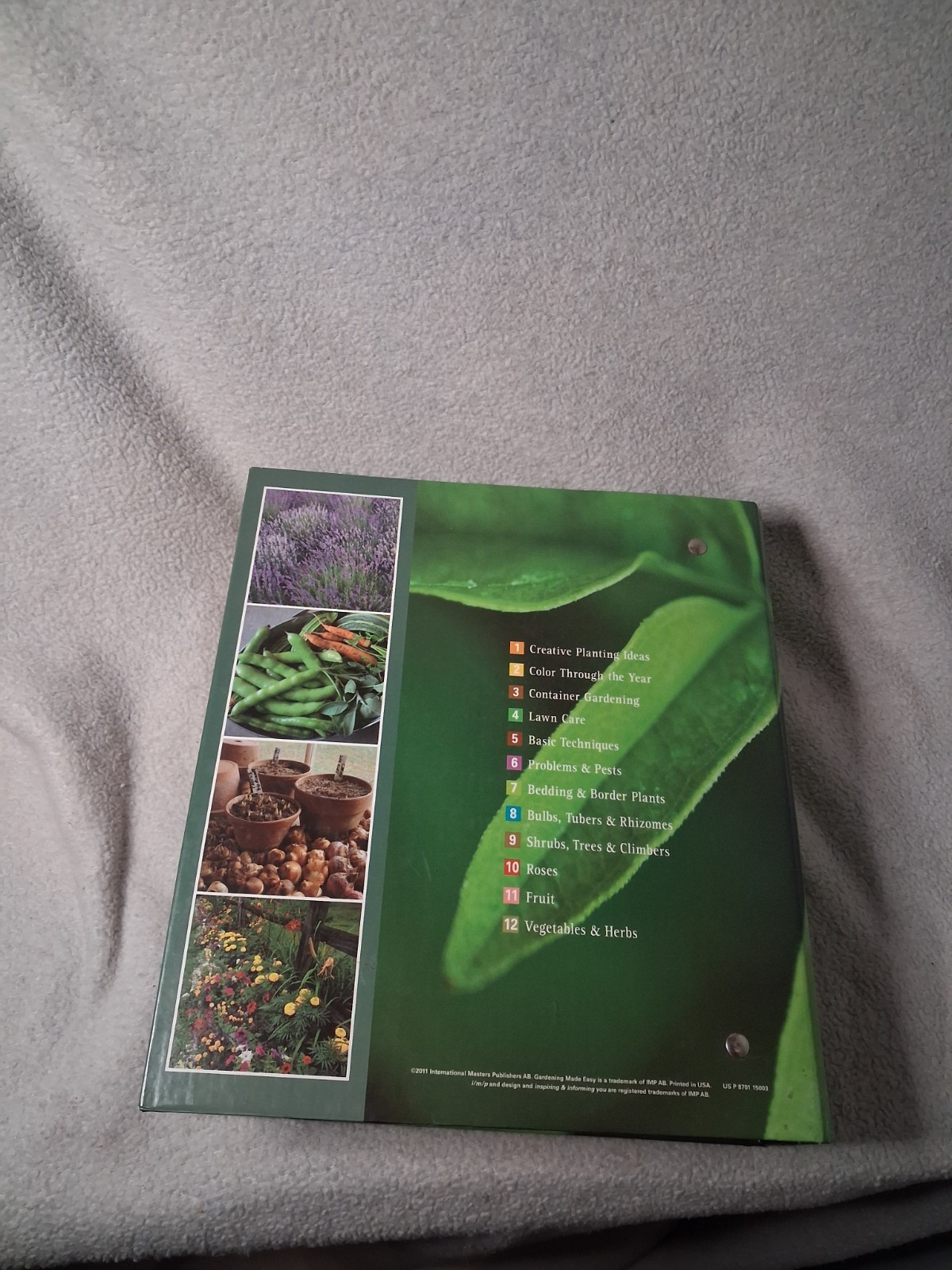 Gardening Made Easy binder, which is part of a part-works series 3-folder set.