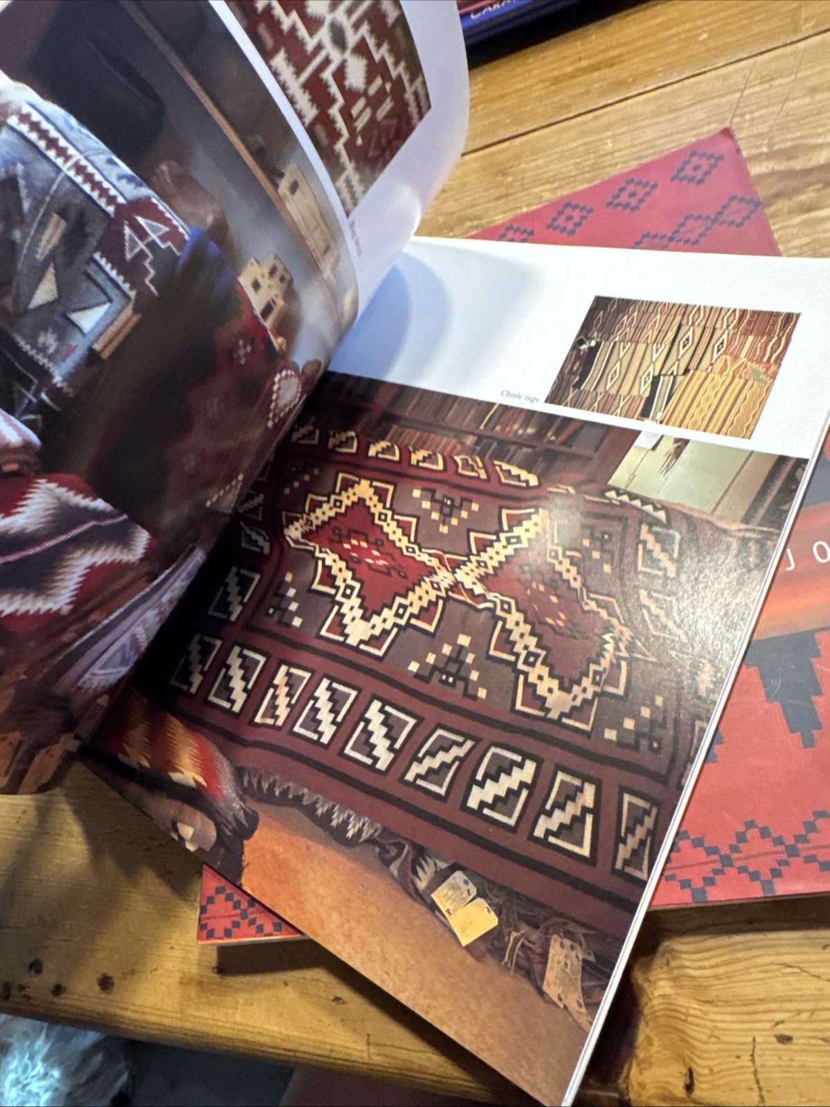 WEAVING A WORLD TEXTILES THE NAVAJO WAY OF SEEING + Woven Spirit Southwest Books