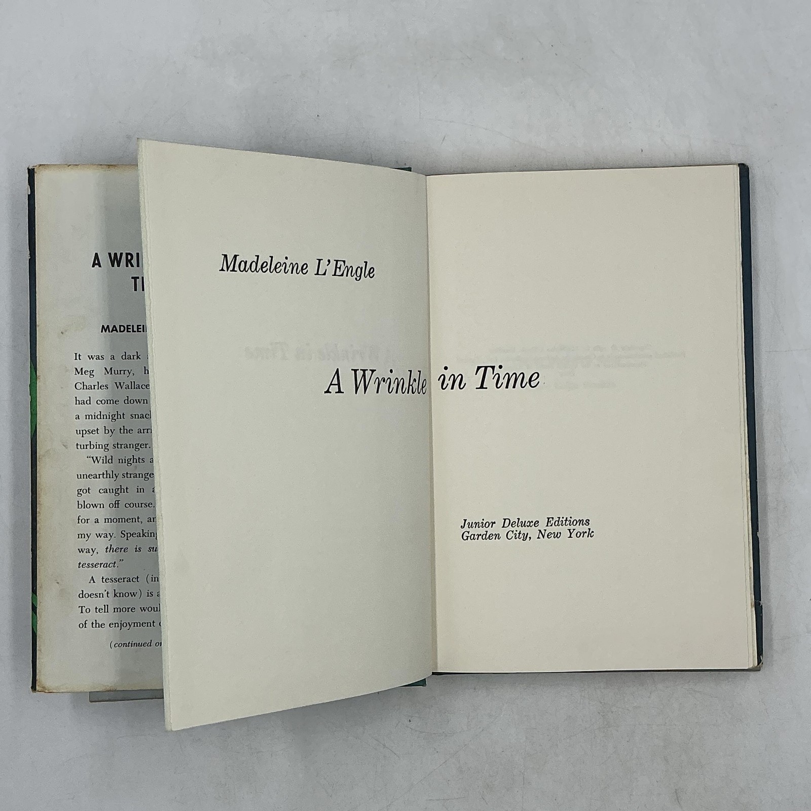 A WRINKLE IN TIME Madeleine L&rsquo;Engle 1962 1st Ed HC DJ Vintage Blue BCE